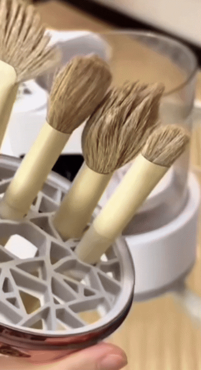 NuroBrush™ – Cleans, dries & protects — in seconds.